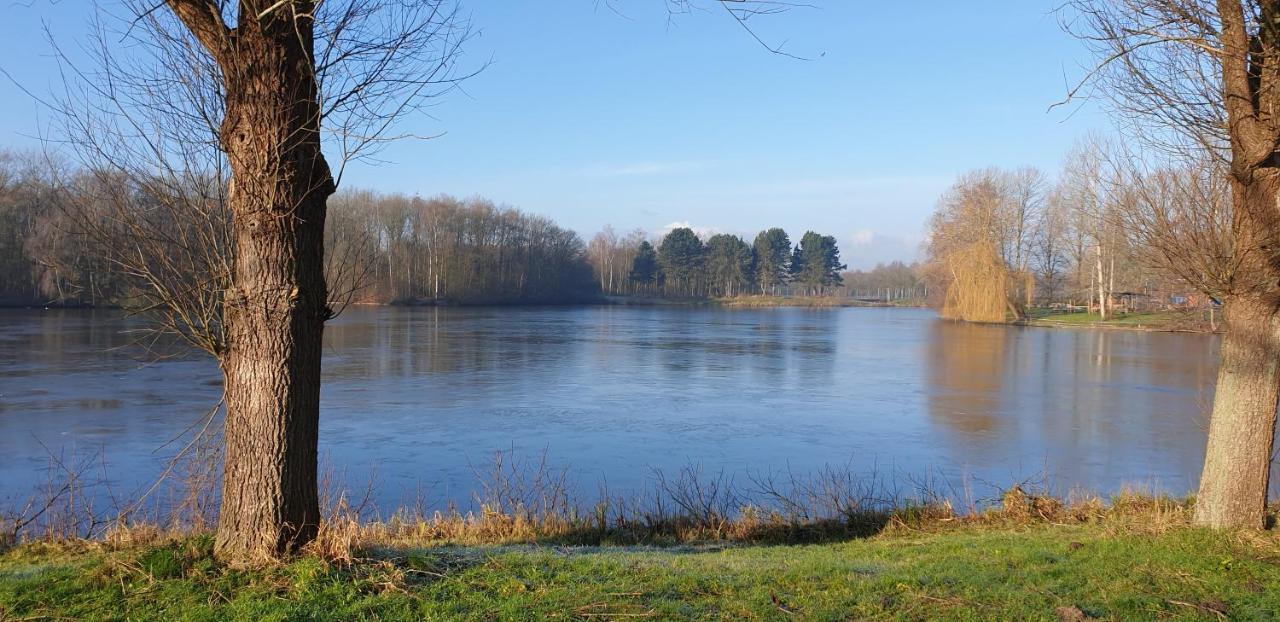 Guesthouse Het Gouden Eiland Veendam ภายนอก รูปภาพ